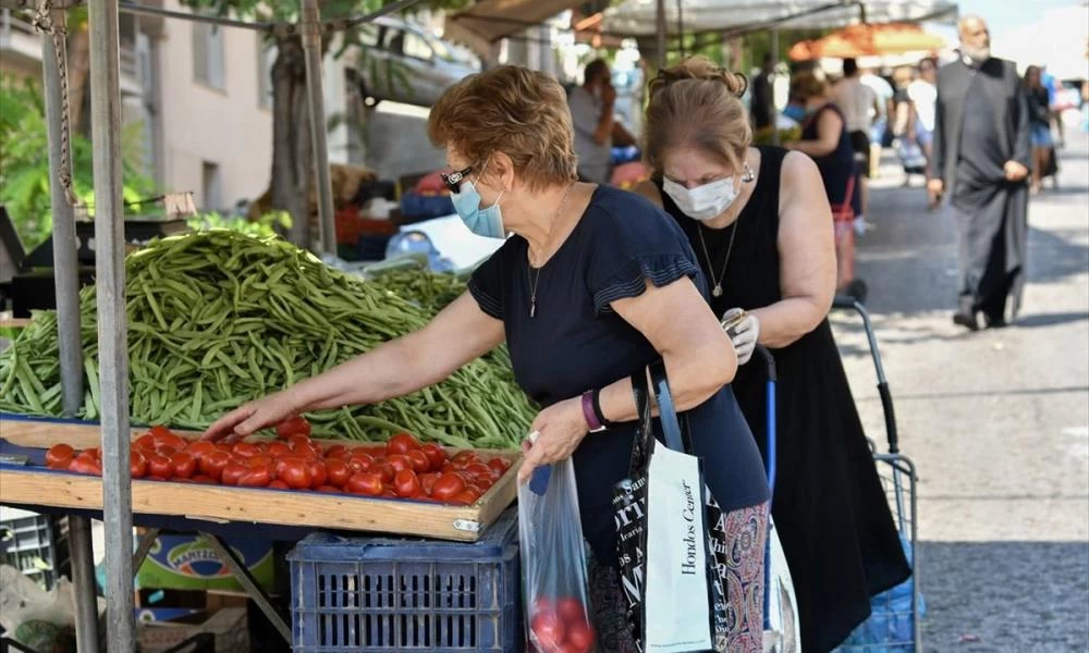 Από αύριο θα επιτρέπεται η πώληση λουλουδιών στις λαϊκές αγορές